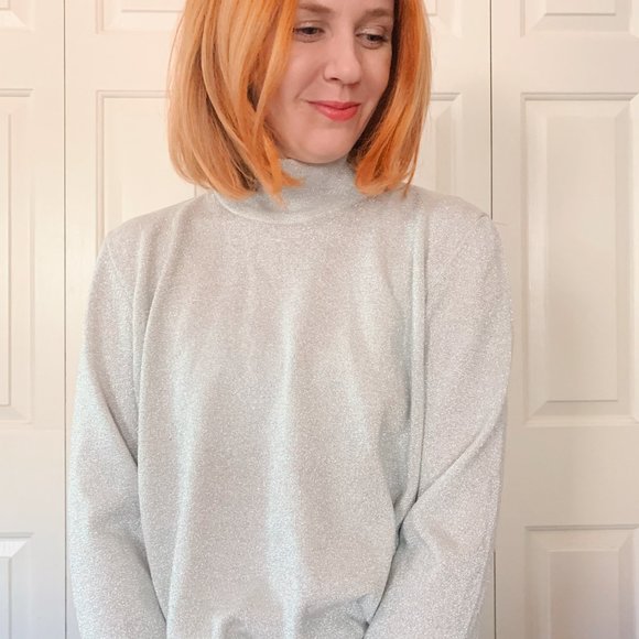 NWOT Escada silver metallic sweater, Size 44 - Picture 5 of 6